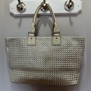 Banana Republic two tone woven leather tote bag